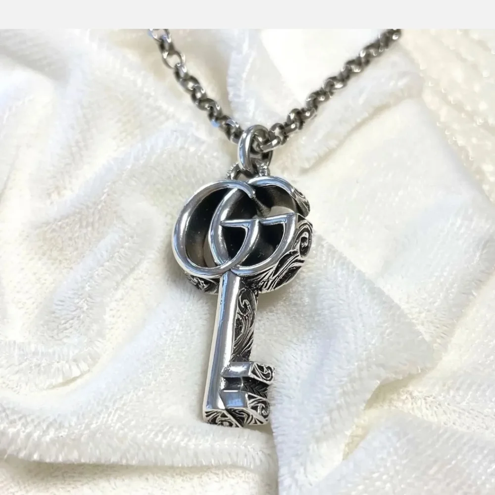 GUCCI KEY NECKLACE NWOT 925 Sterling silver - Picture 1 of 9